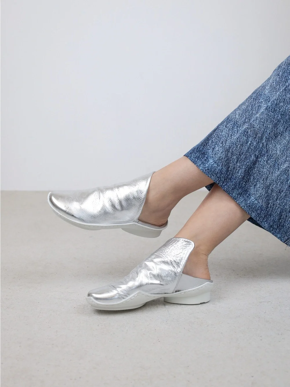 Trippen Plunge f shoes in silver - Picture 1 of 10
